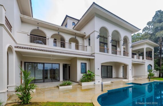 5Bhk Villa for sale in Aldona @20 Cr